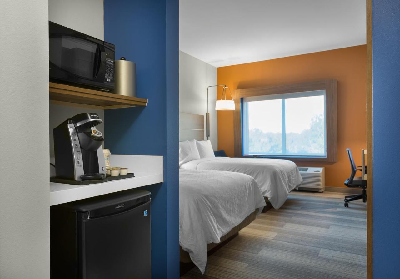 Holiday Inn Express & Suites - Fayetteville South By Ihg Esterno foto